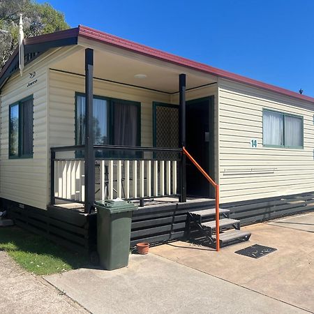 Gunnedah Tourist Caravan Park Motel Exterior photo