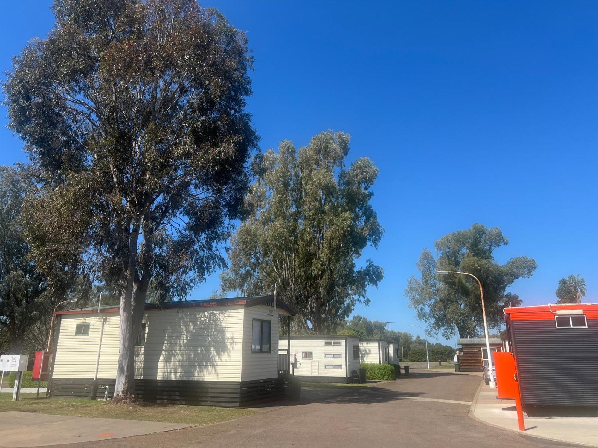 Gunnedah Tourist Caravan Park Motel Exterior photo