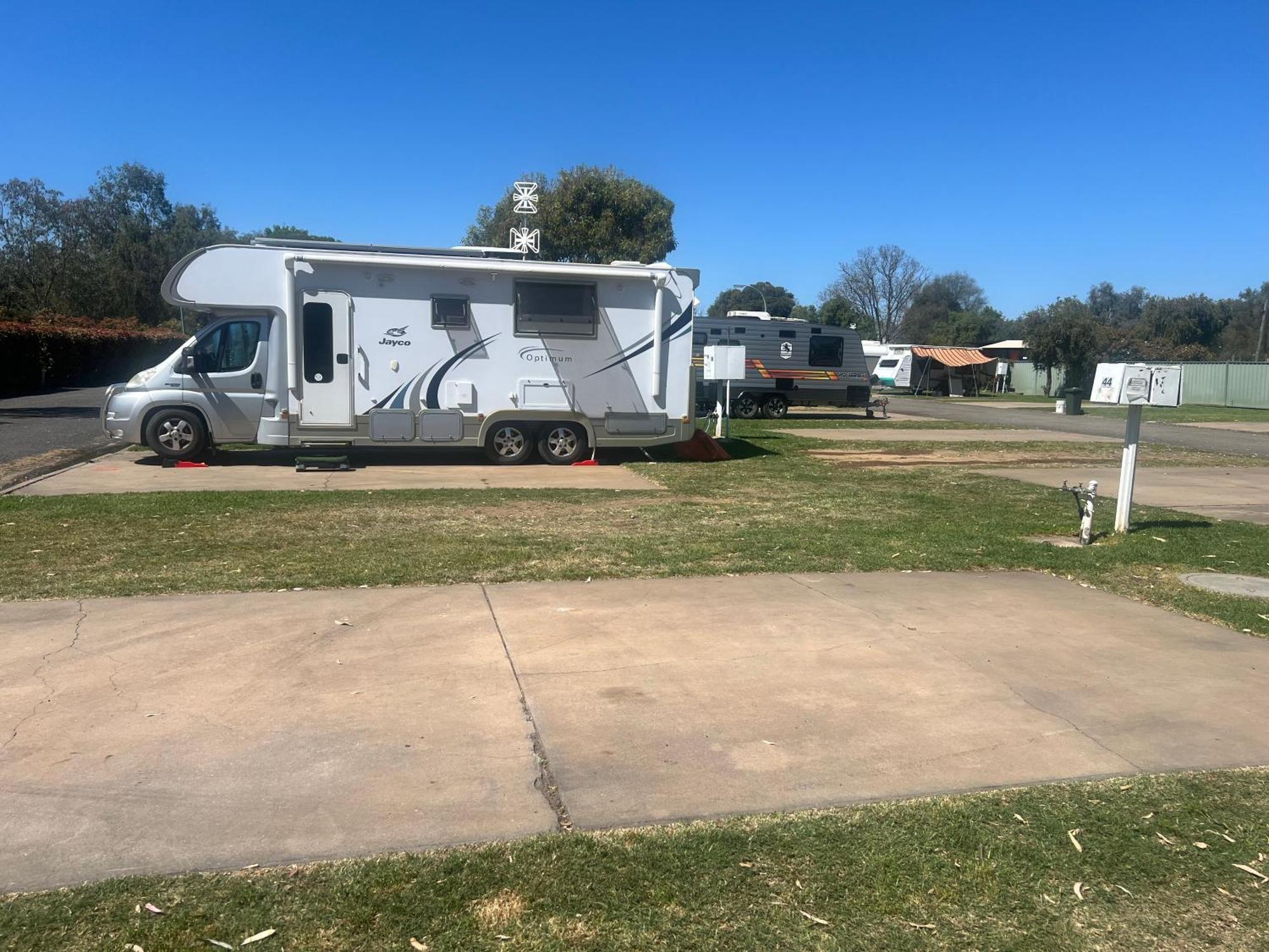 Gunnedah Tourist Caravan Park Motel Exterior photo