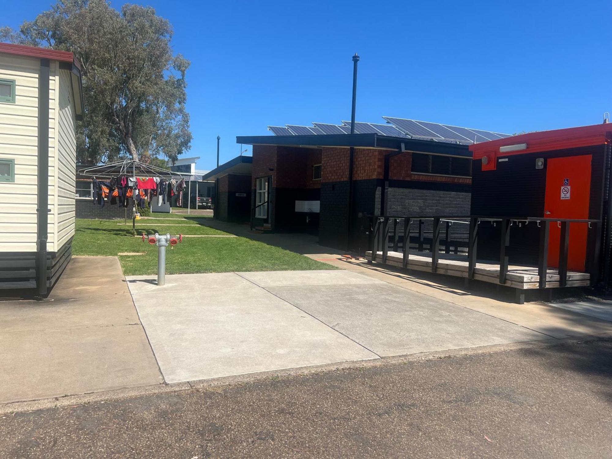 Gunnedah Tourist Caravan Park Motel Exterior photo